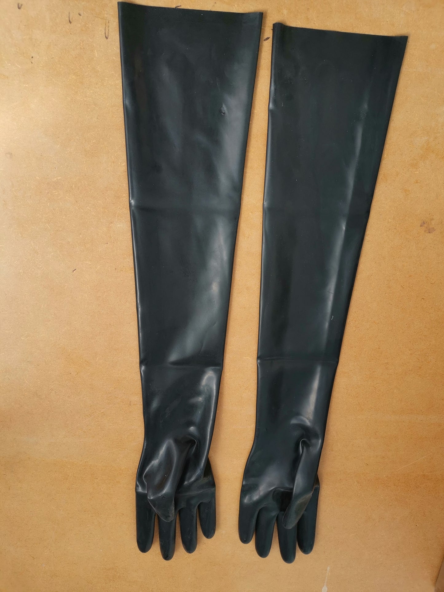 shoulder gloves