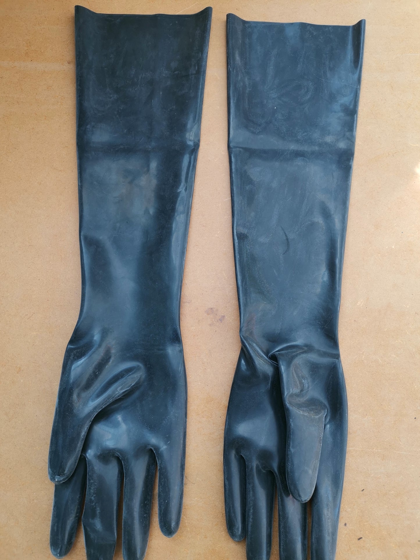 elbow gloves